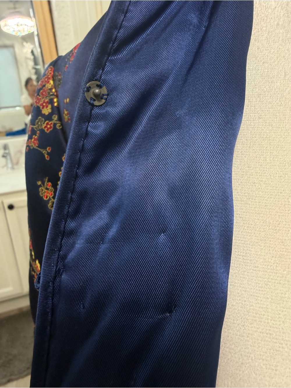 HOST PICK: Vintage Peony Brand Shanghai Chinese Tang Suit Brocade Floral Jacket - Picture 4 of 11